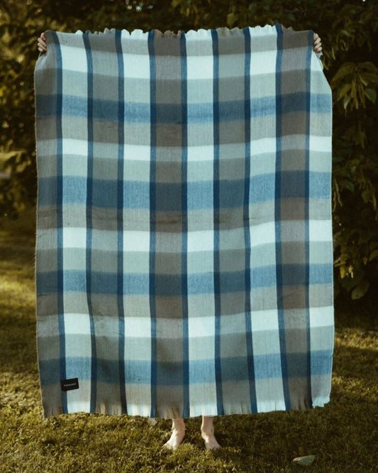 CAMP PLAID - THROW | Stonewaters