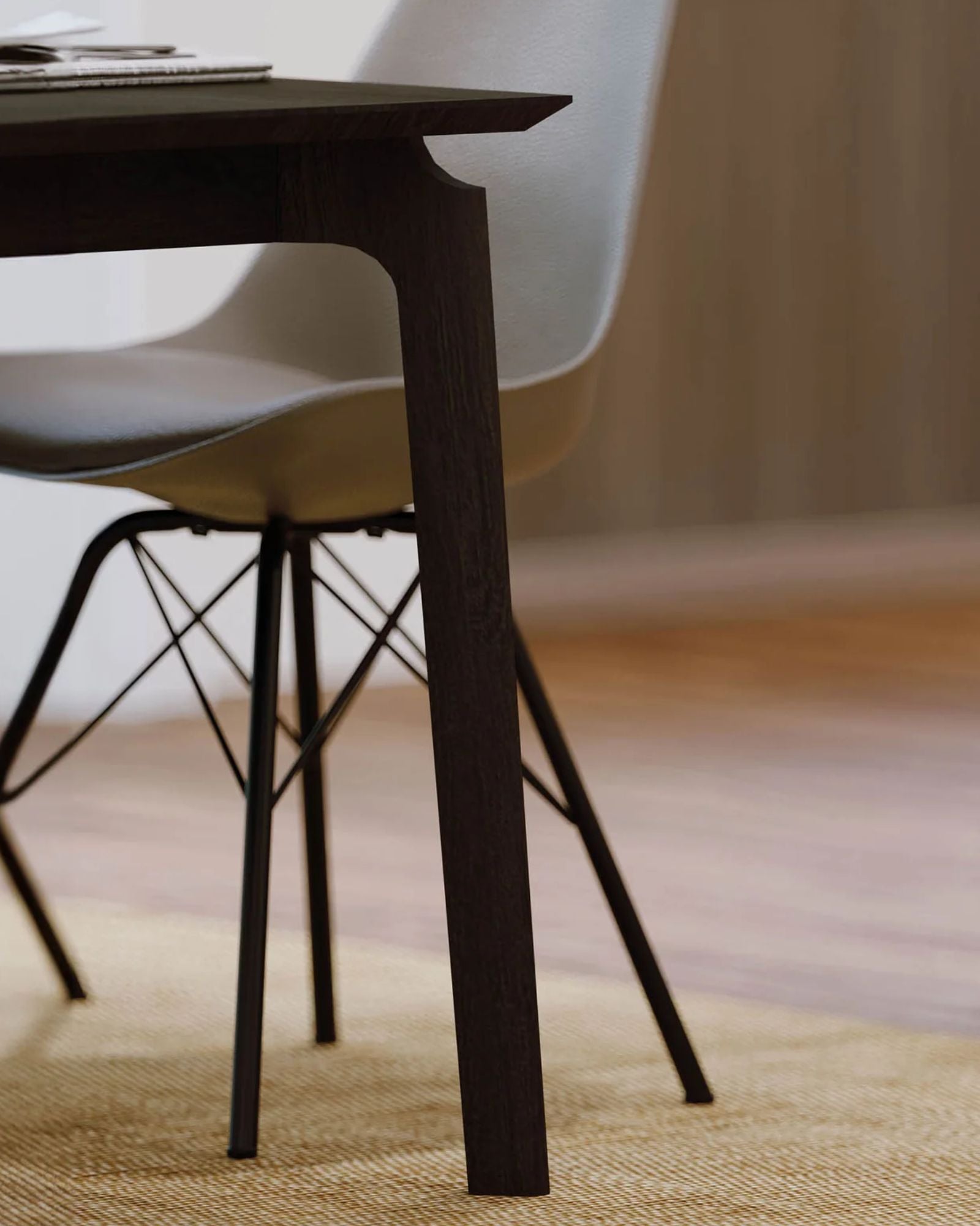 KENZO DINING TABLE BLACK