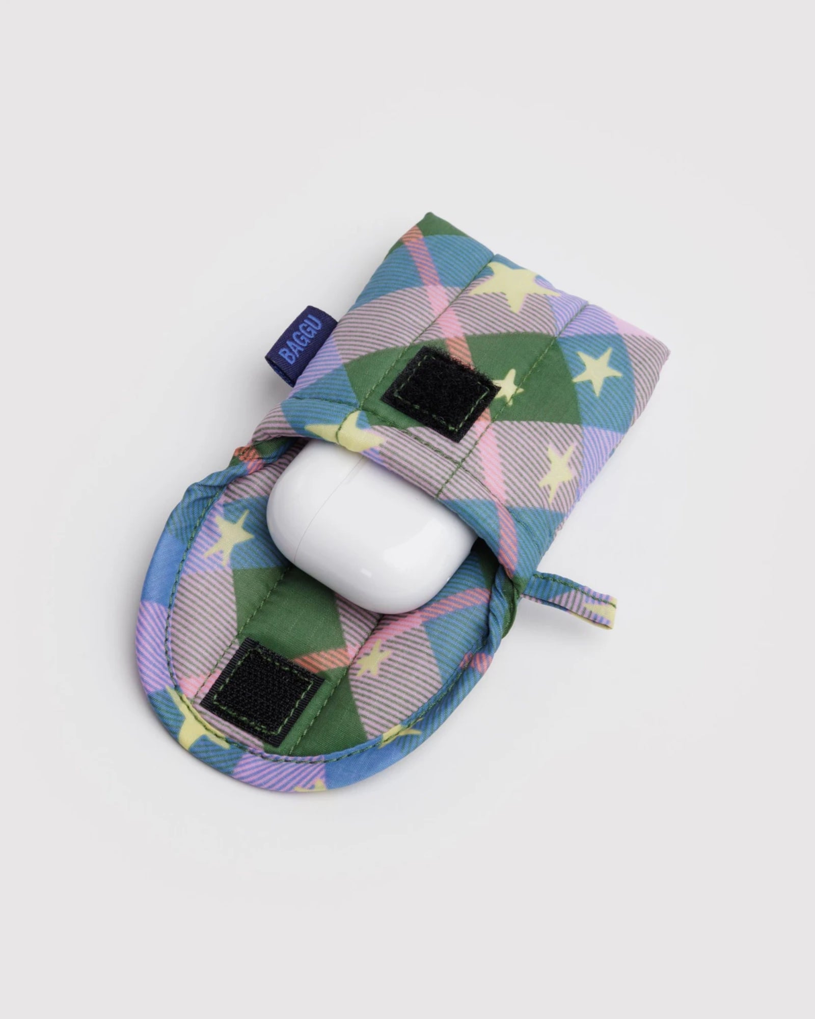 PUFFY EARBUDS CASE - GREEN STAR PLAID