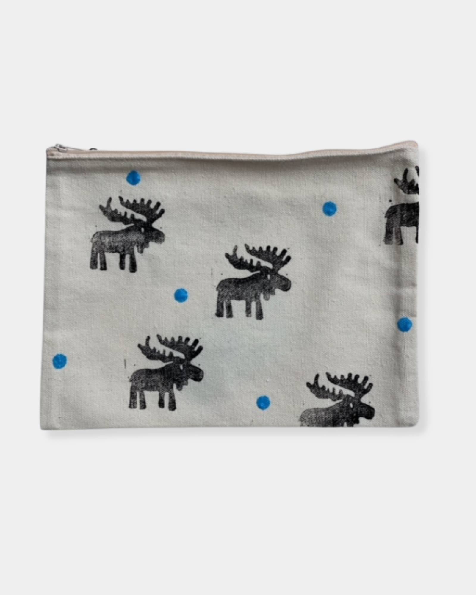 MOOSE POUCH