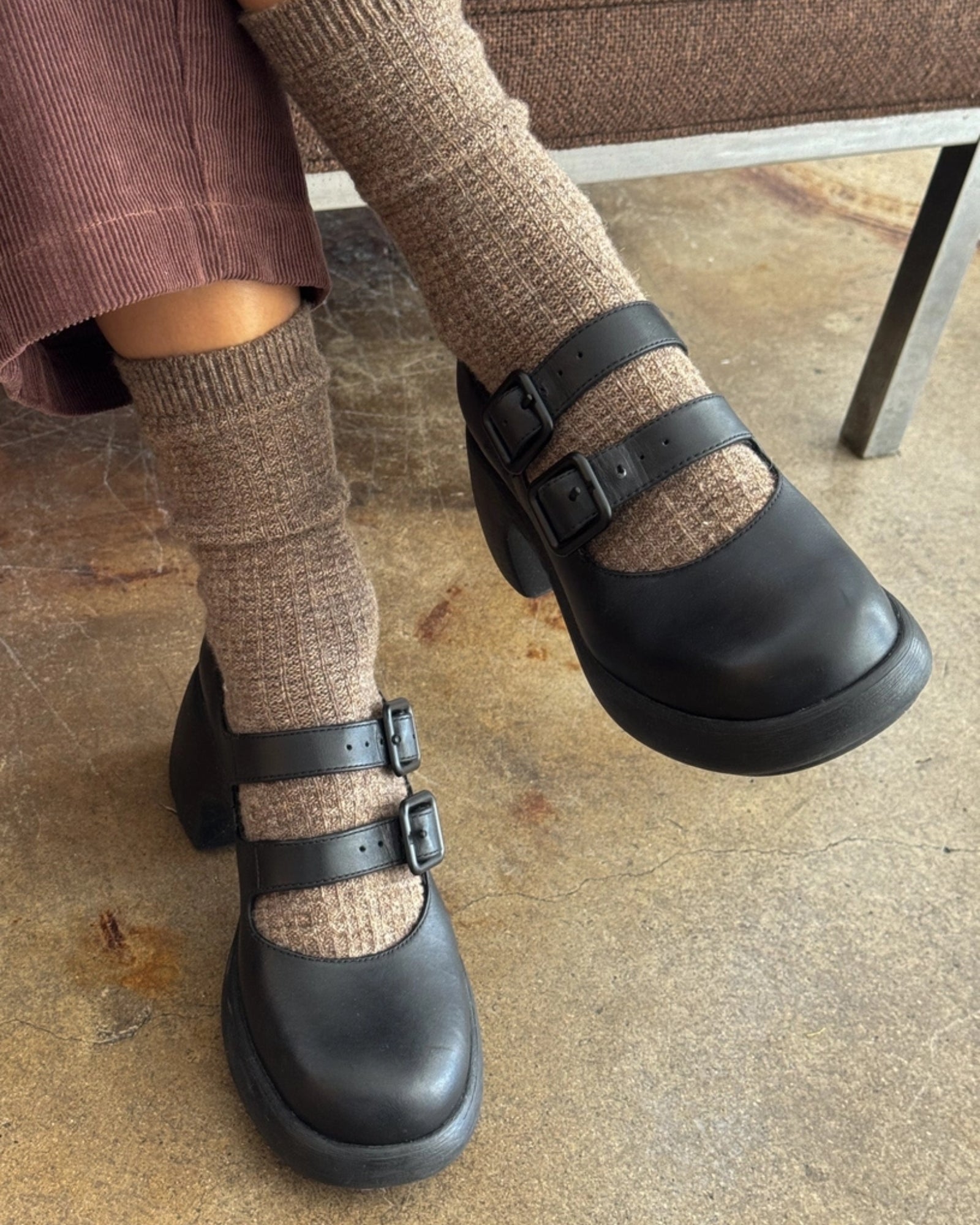 WOOL WAFFLED SOCKS - BROWN