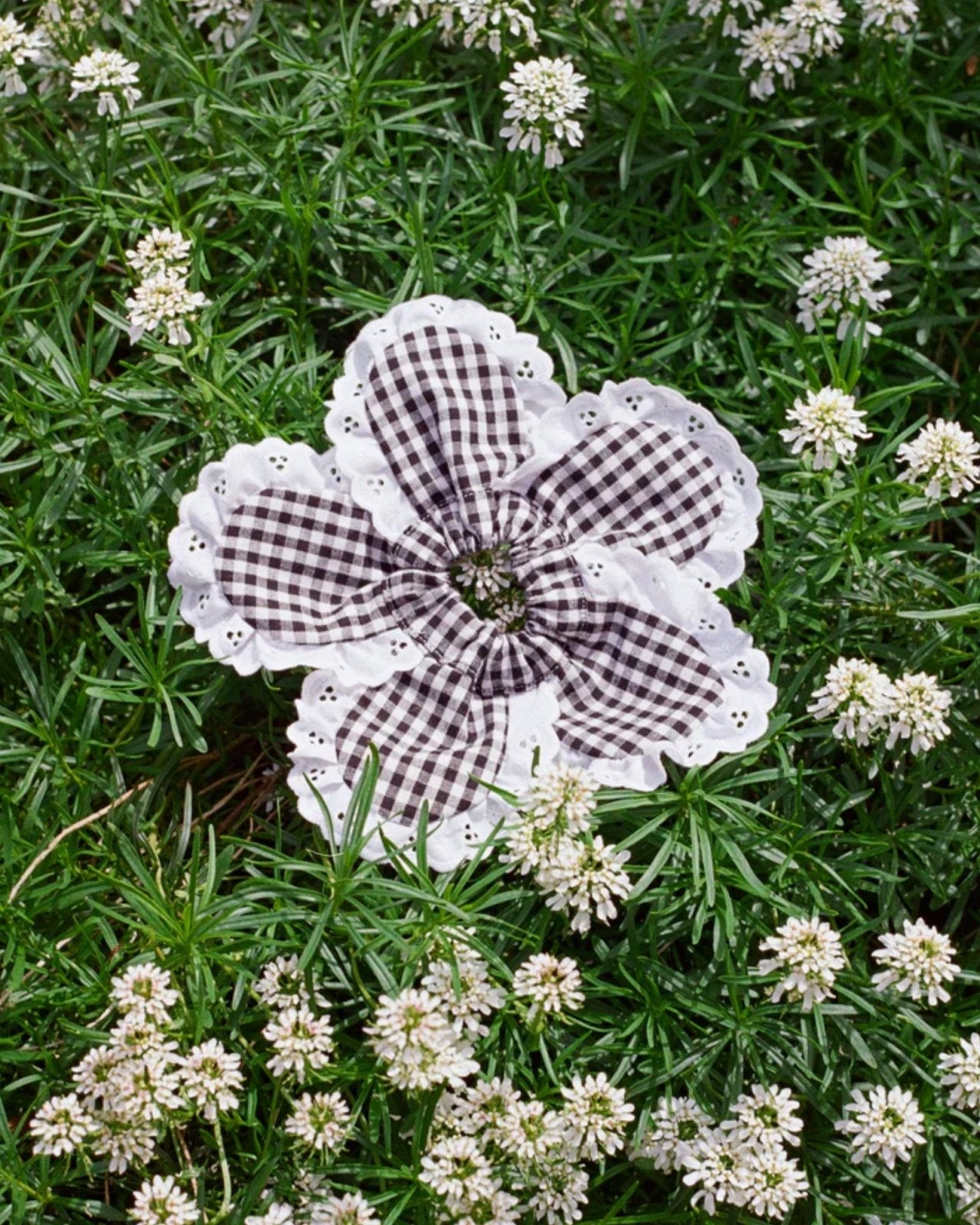 DAISY SCRUNCHIE - BLACK GINGHAM | Stonewaters