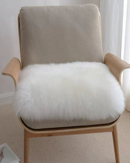 SHEEPSKIN CUSHION-WHITE