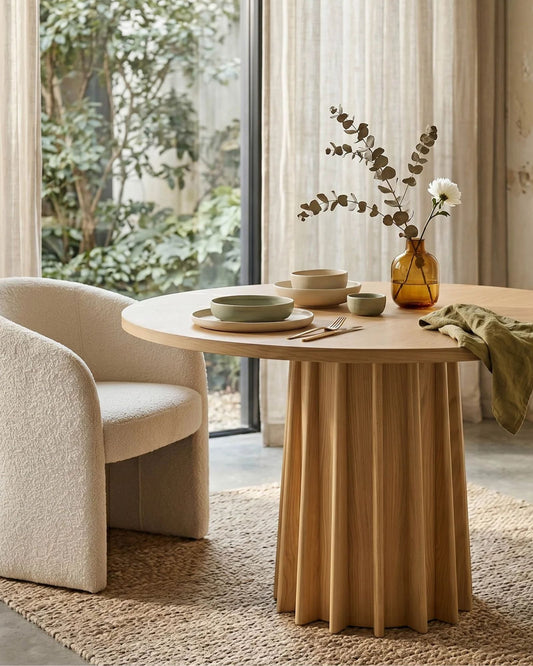 SCULPTURE ROUND DINING TABLE 47"