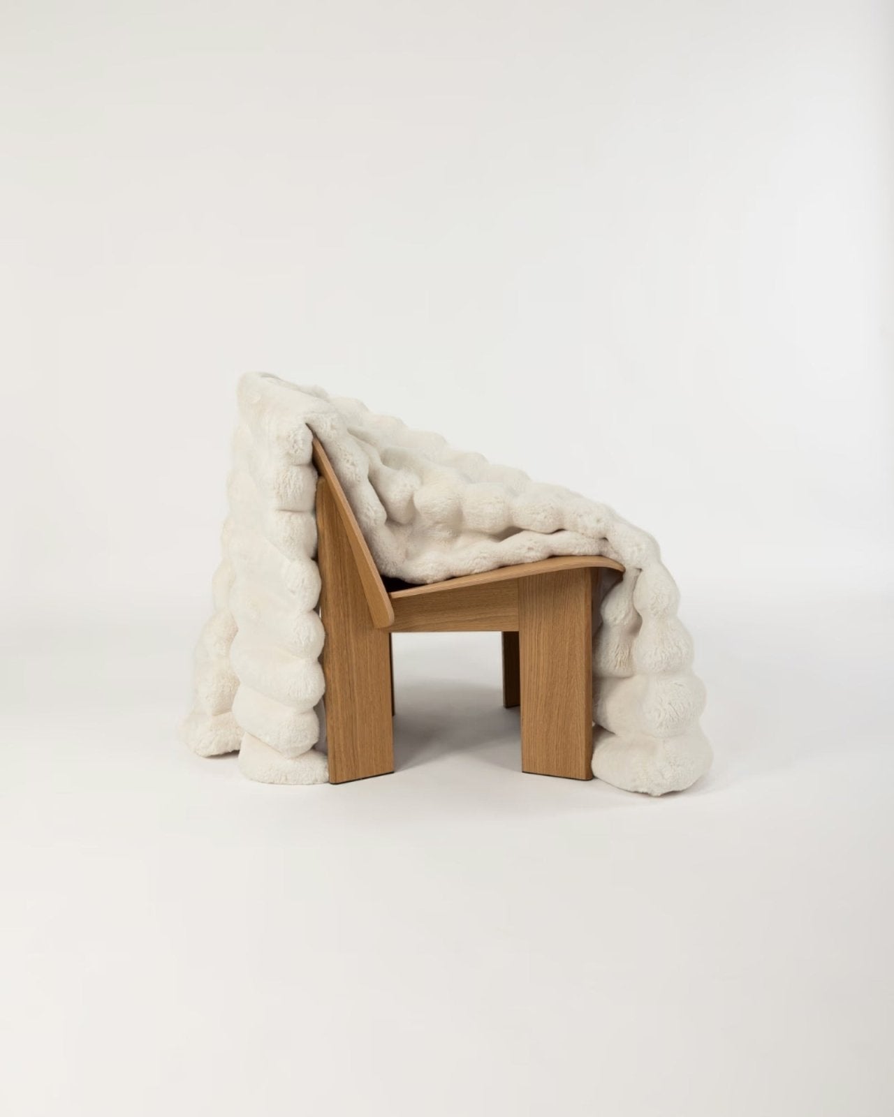 DIMENSIONAL FAUX FUR BLANKET - MOON | Stonewaters