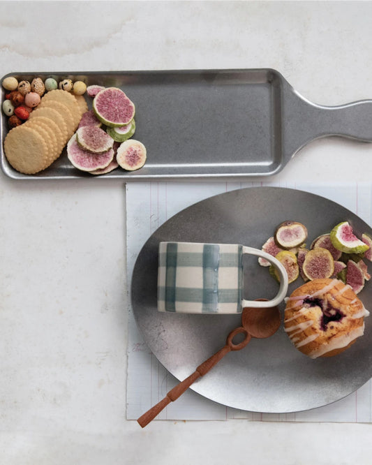 STAINLESS STEEL SERVING TRAY