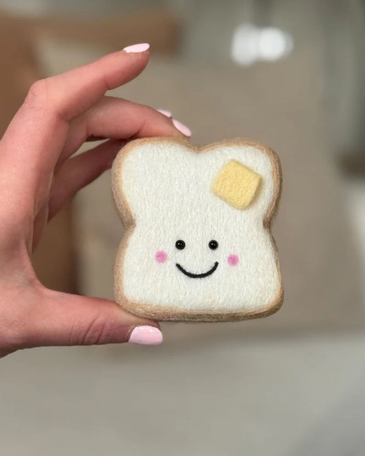 BUTTERED TOASTIE NEEDLE FELTING KIT