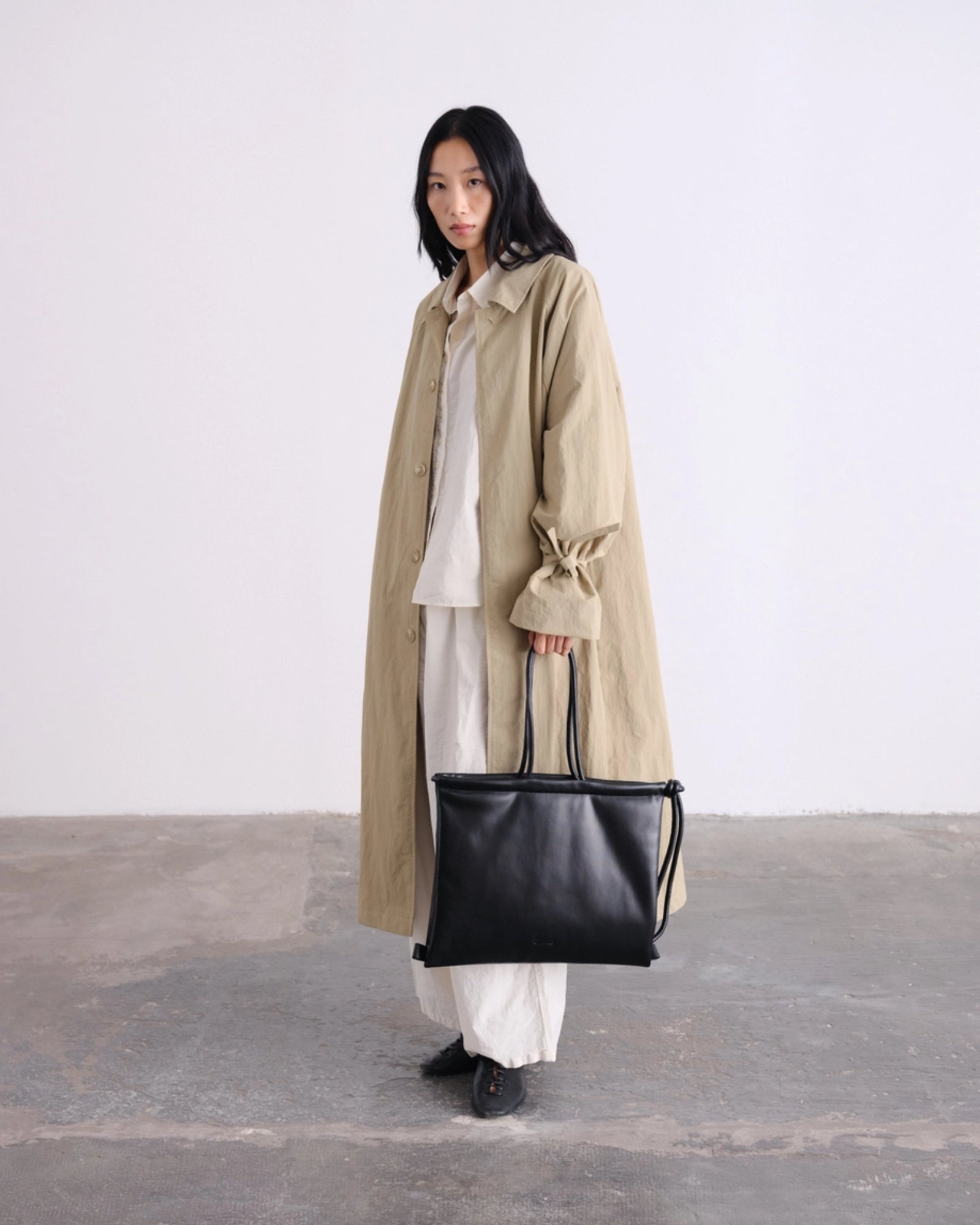 FOLDED BAG - BLACK VEGAN LEATHER