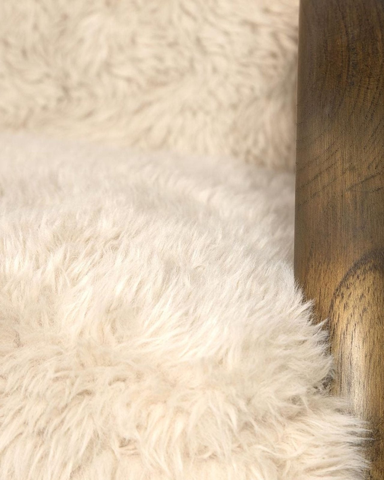 EROS CHAIR - SHAGGY SAND | Stonewaters