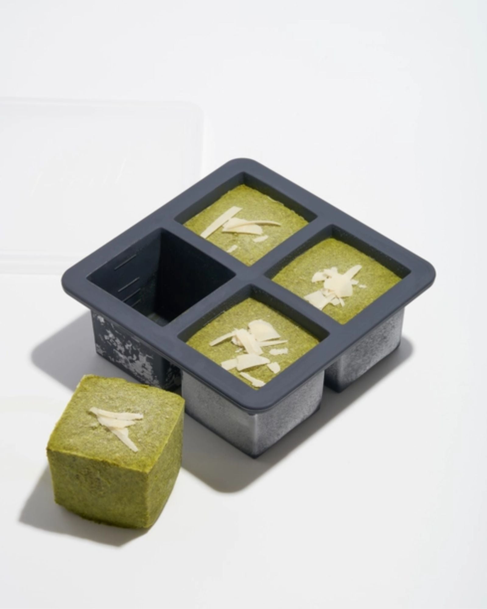 4 CUP CUBE TRAY