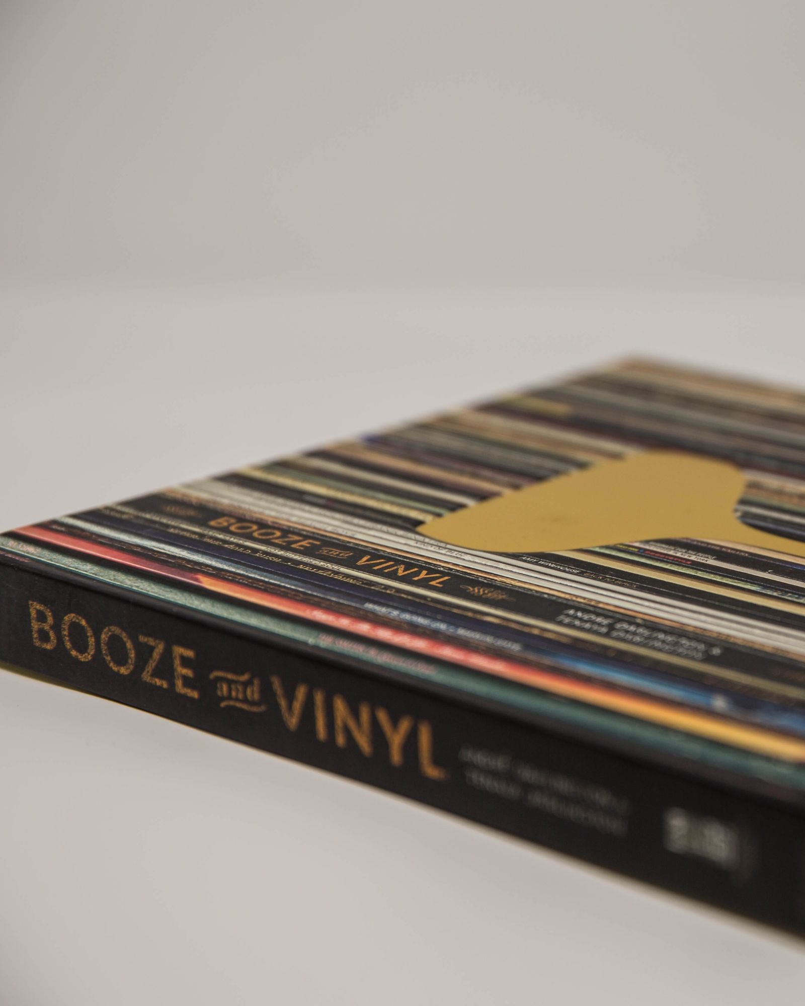 BOOZE & VINYL: A SPIRITED GUIDE TO GREAT MUSIC AND MIXED DRINKS