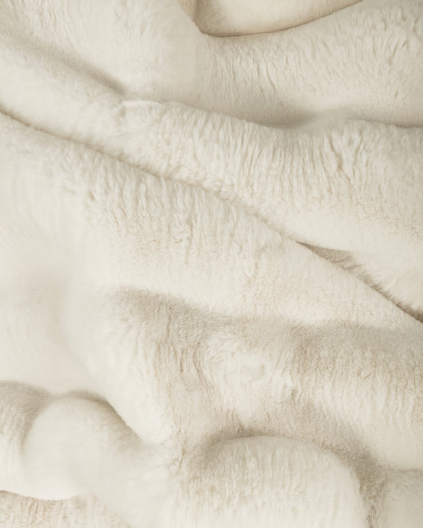 DIMENSIONAL FAUX FUR BLANKET - MOON