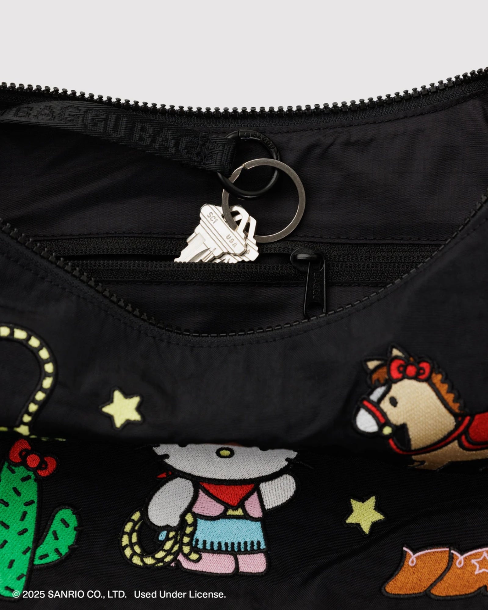MEDIUM NYLON CRESCENT BAG - WESTERN HELLO KITTY