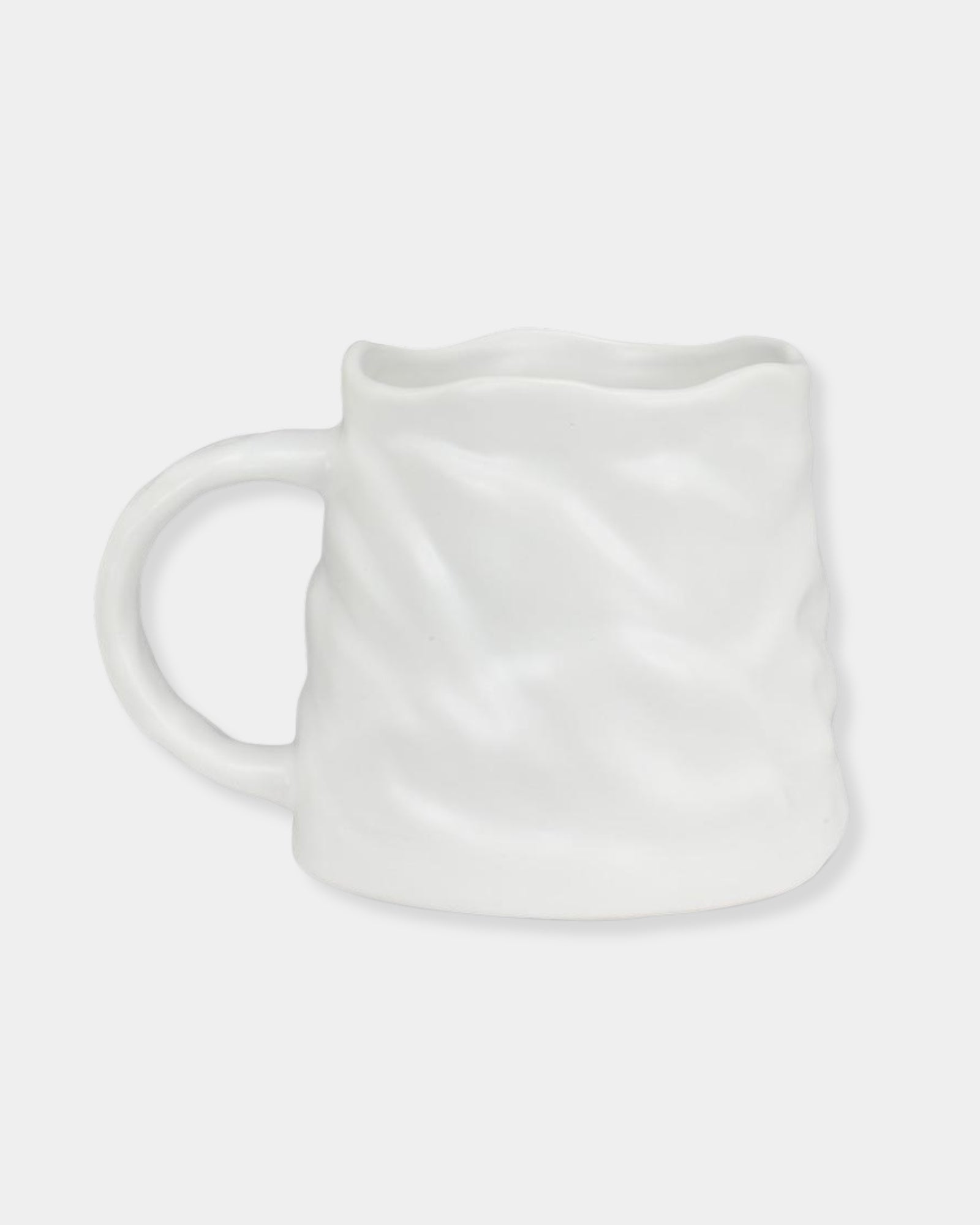 TOBOGGANER MOUNTAIN MUG