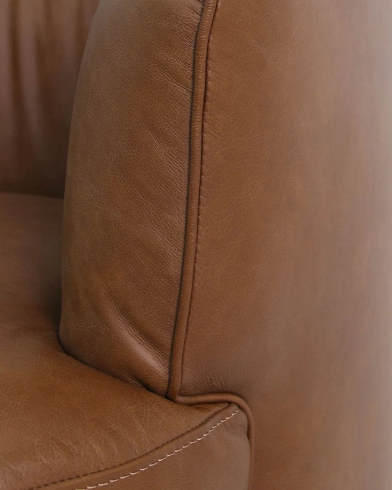 FIRESIDE SWIVEL CLUB CHAIR - ANTIQUE SIENNA | Stonewaters