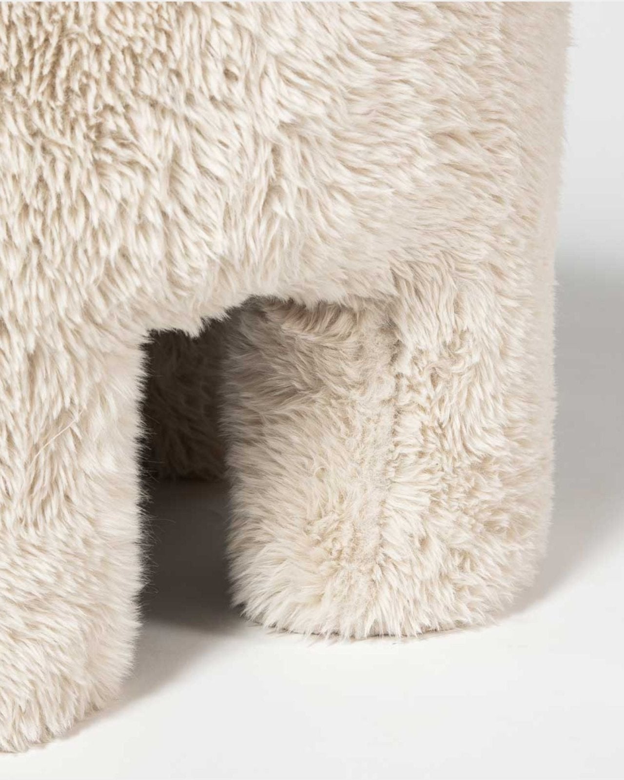 GINGER OTTOMAN - DOWNY CREAM | Stonewaters