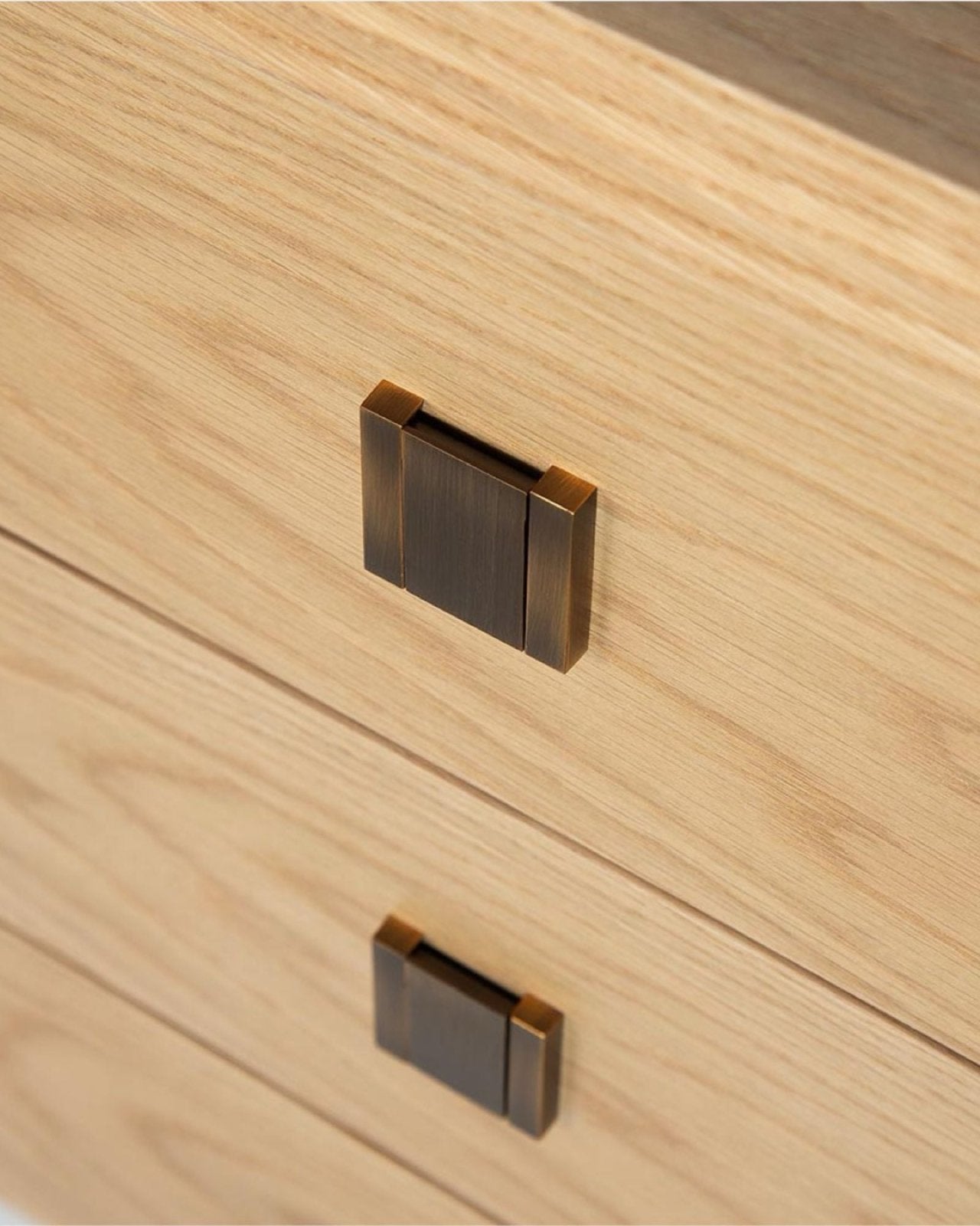 HARA 3-DR NIGHTSTAND - NATURAL OAK | Stonewaters