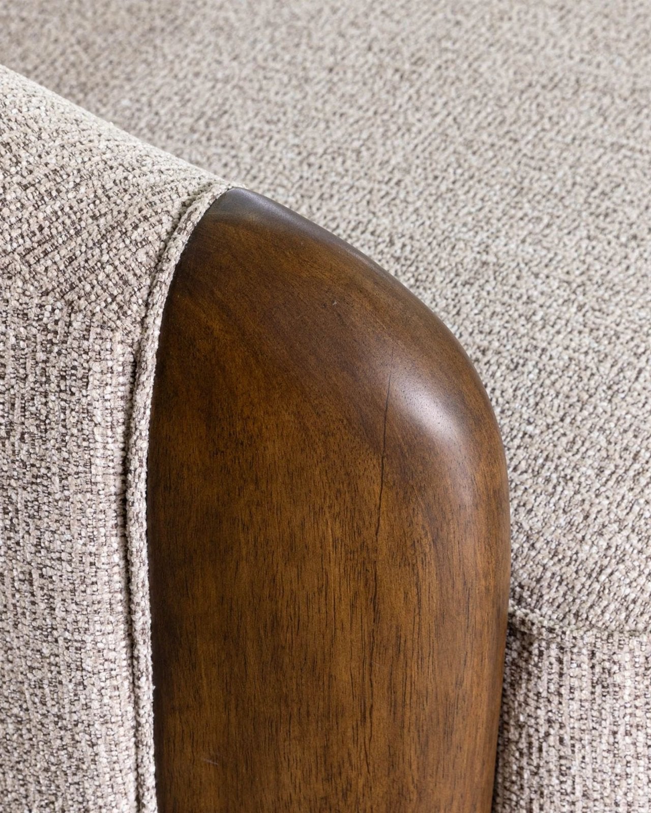 HERITAGE SOFA | Stonewaters
