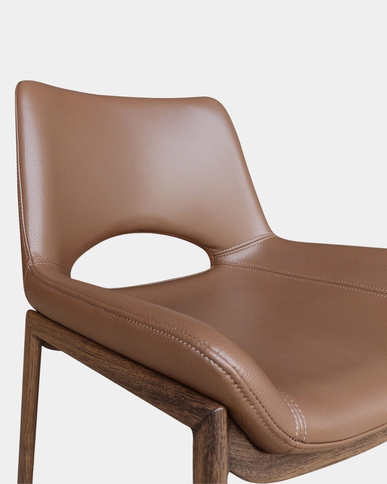 ICONA CHAIR SET OF 6 - SADDLE AND WALNUT | Stonewaters