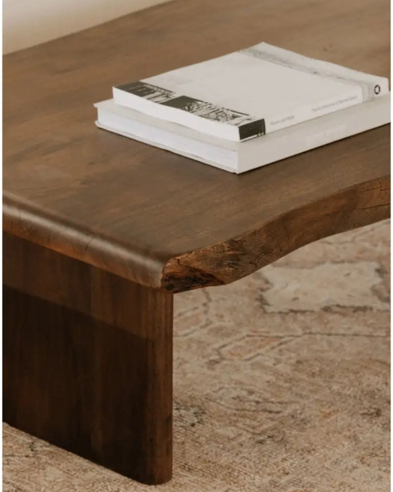 LILA COFFEE TABLE | Stonewaters