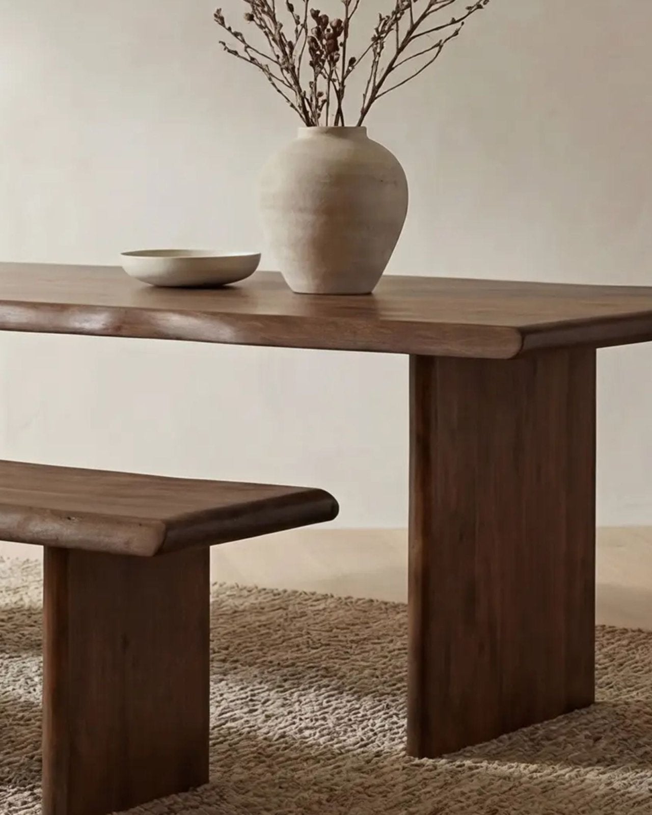 LILA DINING TABLE | Stonewaters