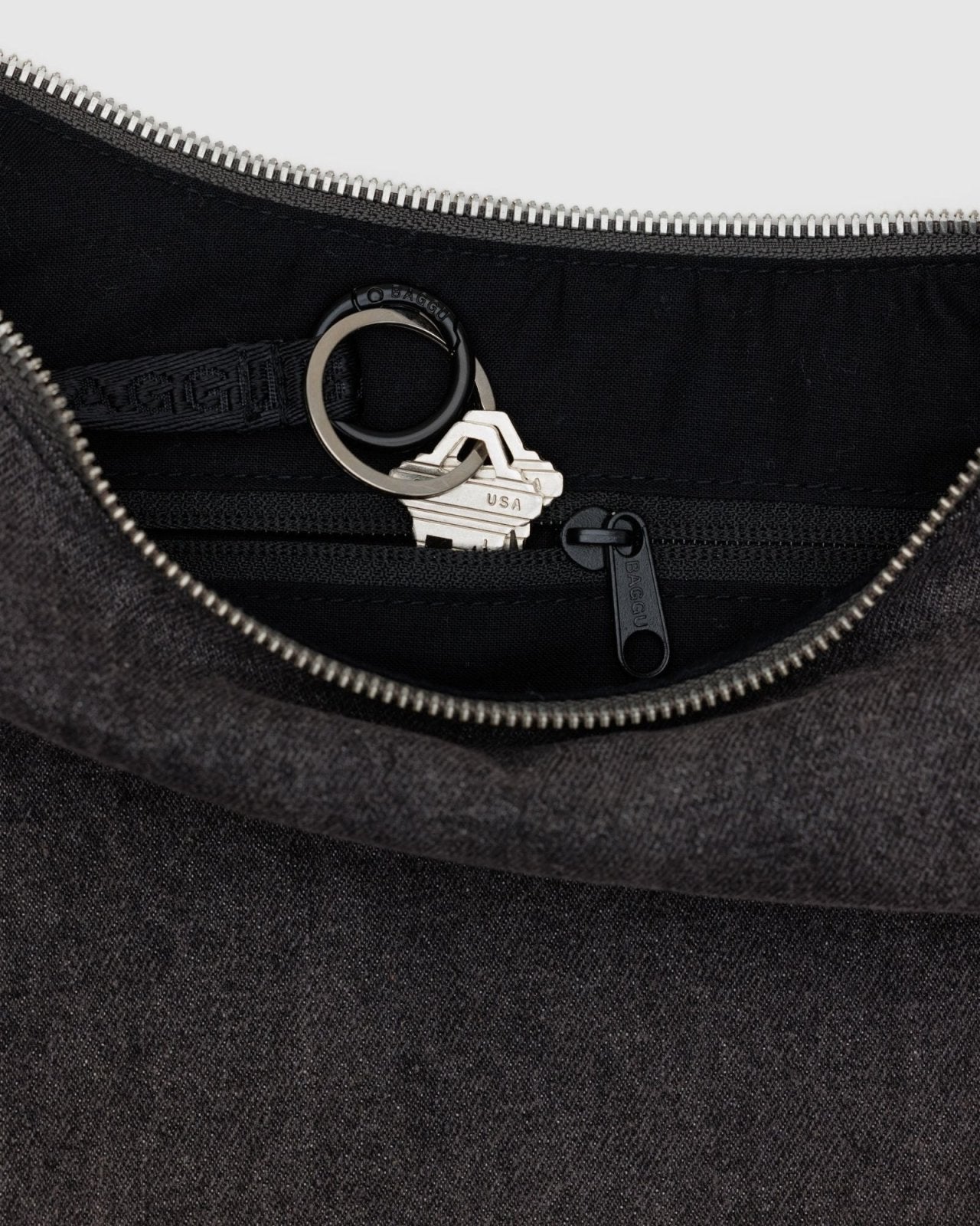 MEDIUM DENIM CRESCENT BAG - WASHED BLACK DENIM | Stonewaters