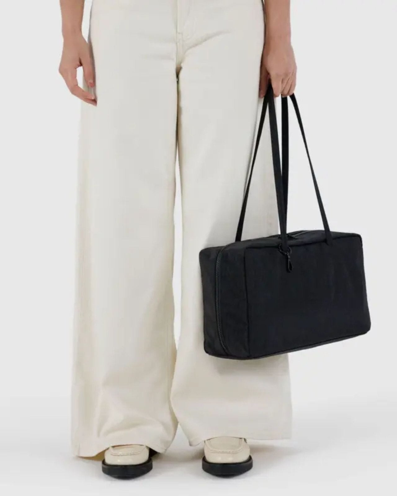 MEDIUM NYLON BOWLER BAG - BLACK | Stonewaters