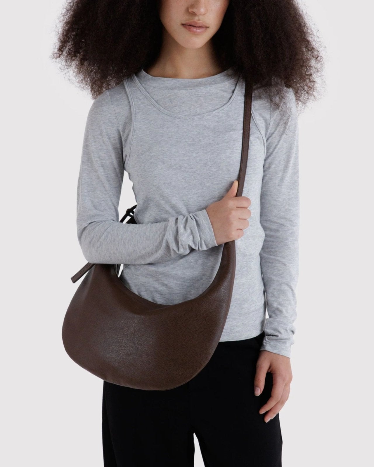 MEDIUM RECYCLED LEATHER FLAT CRESCENT - BROWN | Stonewaters