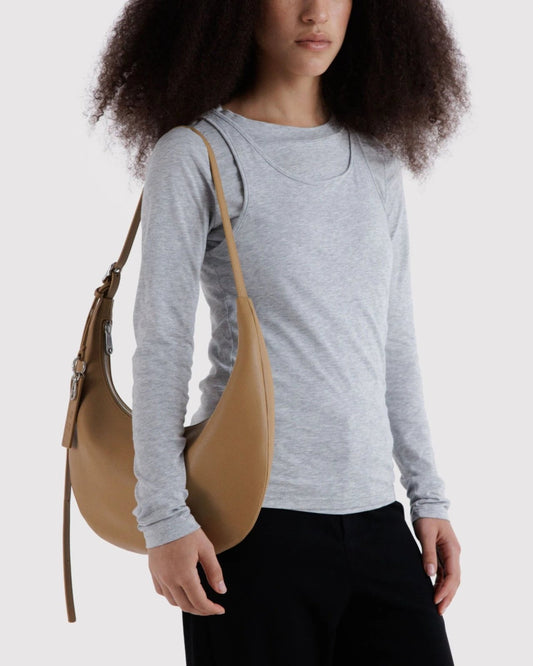 MEDIUM RECYCLED LEATHER FLAT CRESCENT - DUNE | Stonewaters