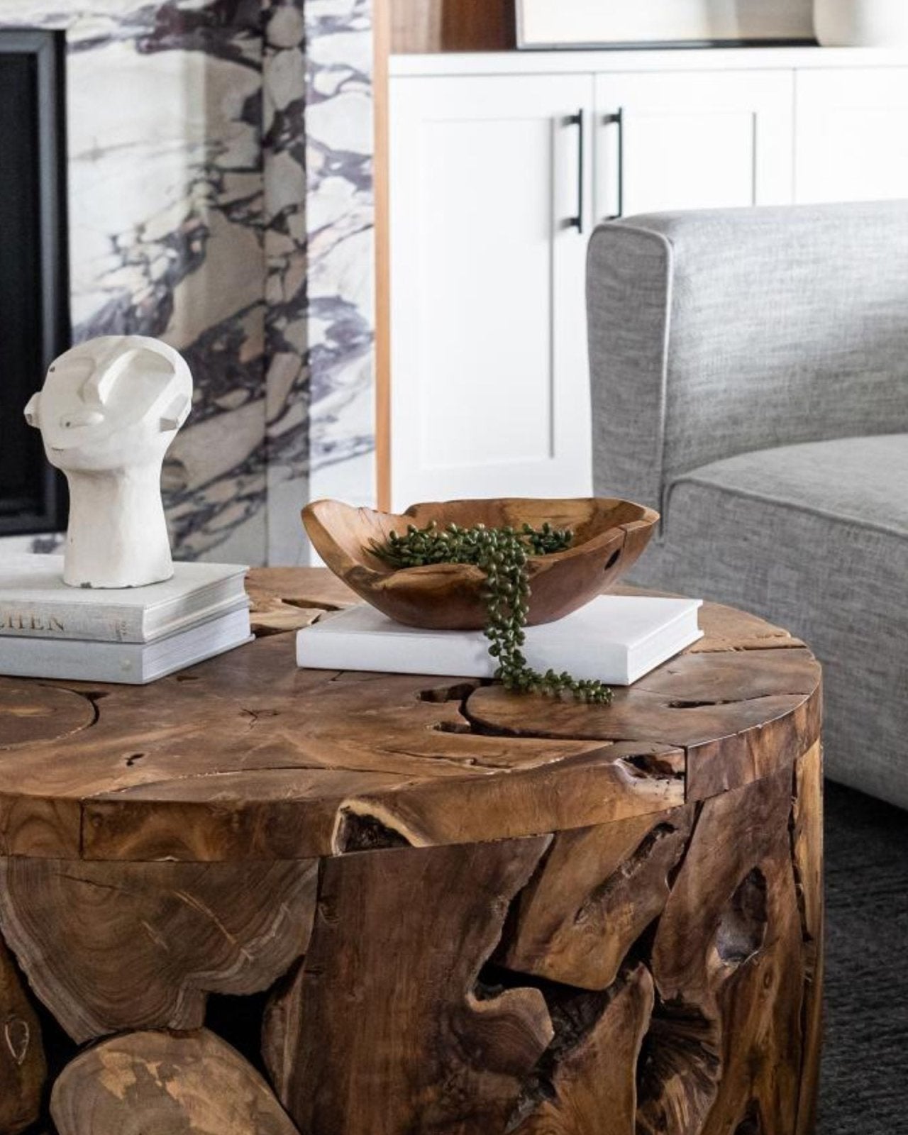 NATURA FLOW ROUND COFFEE TABLE | Stonewaters