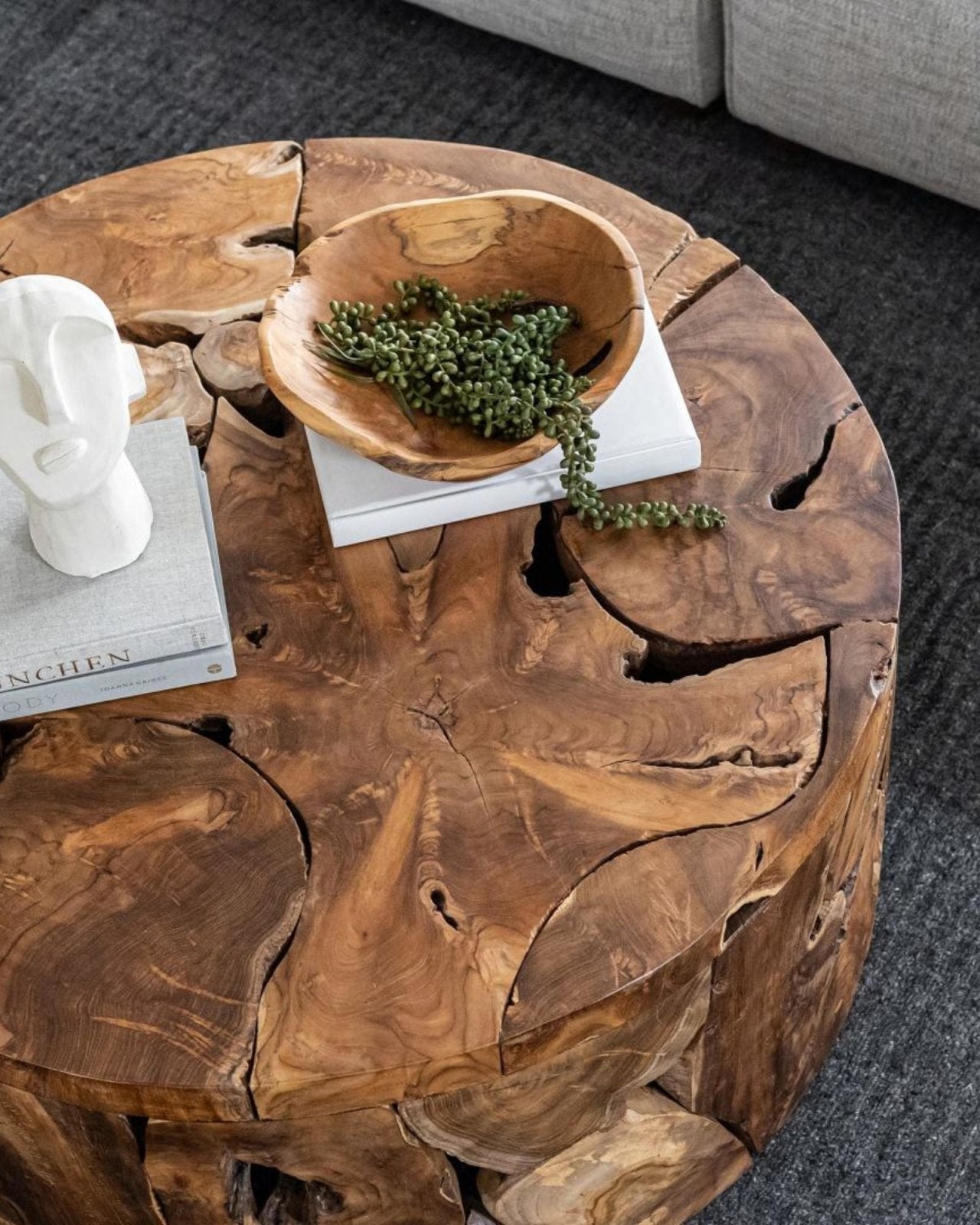 NATURA FLOW ROUND COFFEE TABLE | Stonewaters