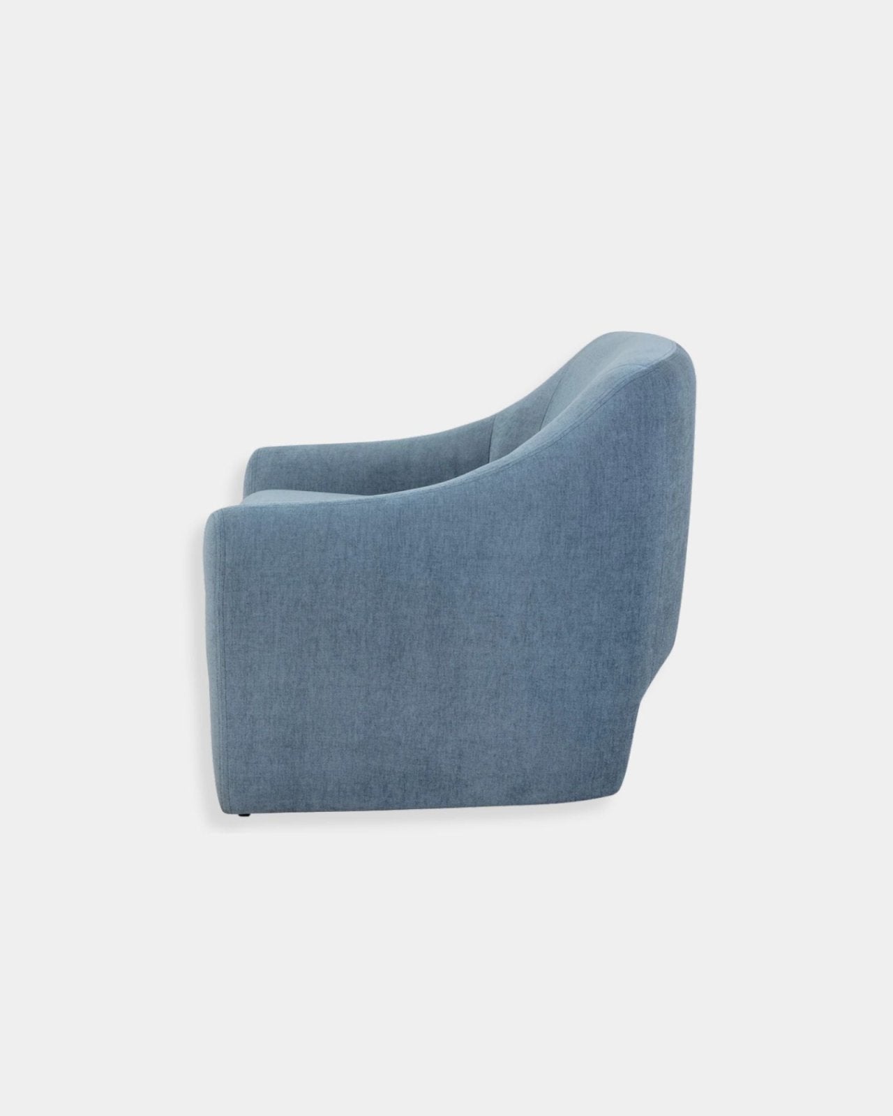 NEVAEH LOUNGE CHAIR - DANNY ICEBERG | Stonewaters
