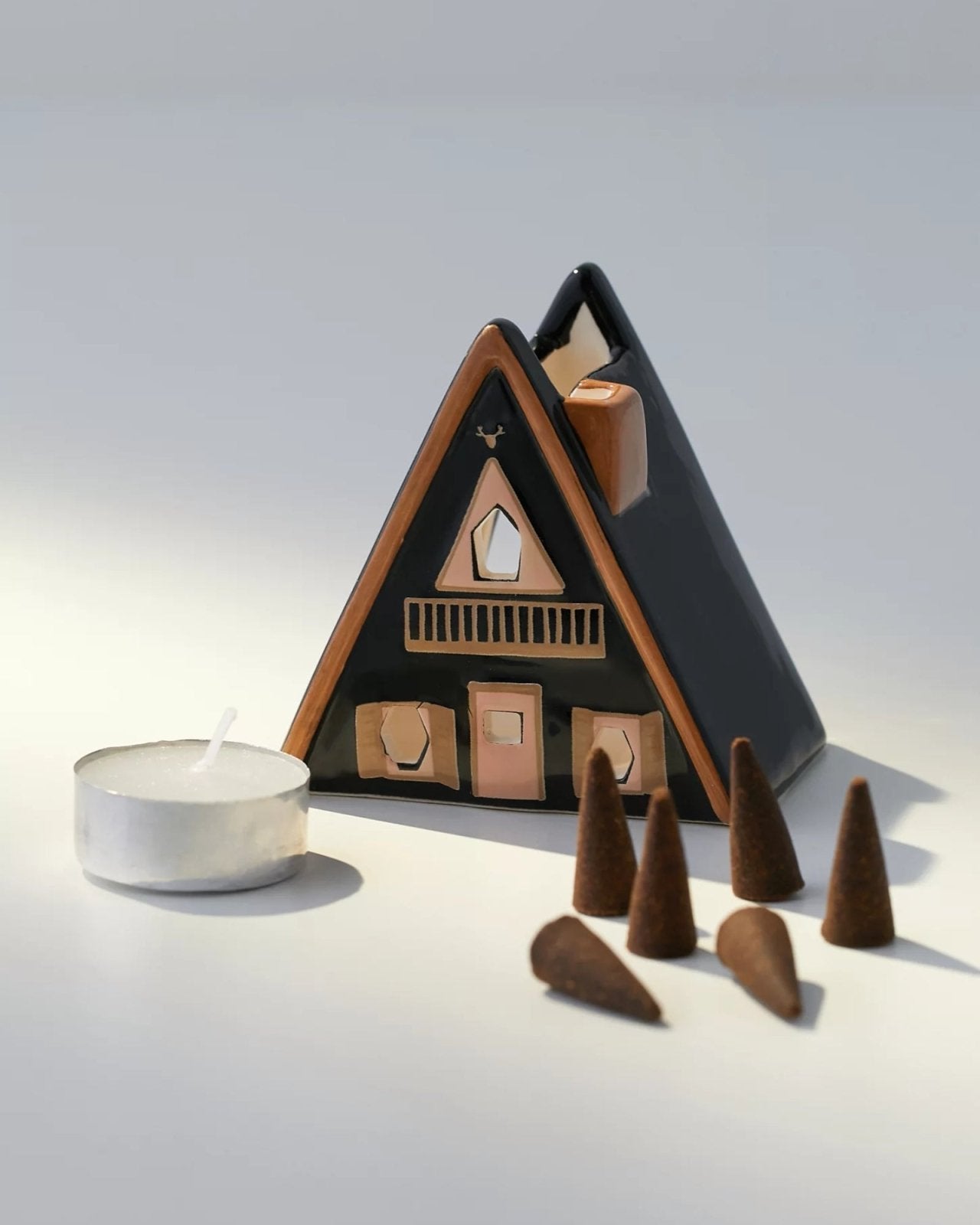 NORDIC CABIN INCENSE & TEA LIGHT HOLDER | Stonewaters