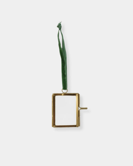 PHOTO FRAME - GREEN VELVET ORNAMENT | Stonewaters