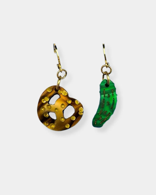 PRETZEL AND PICKLE CHARM EARRING SET | Stonewaters