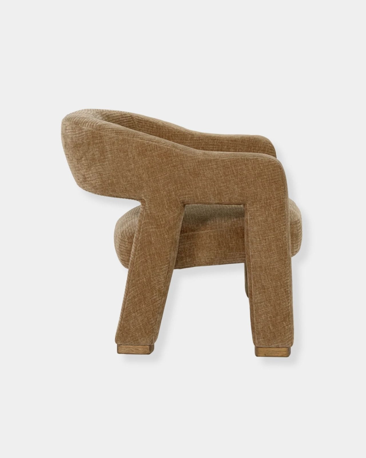 QUINN CLUB CHAIR | Stonewaters