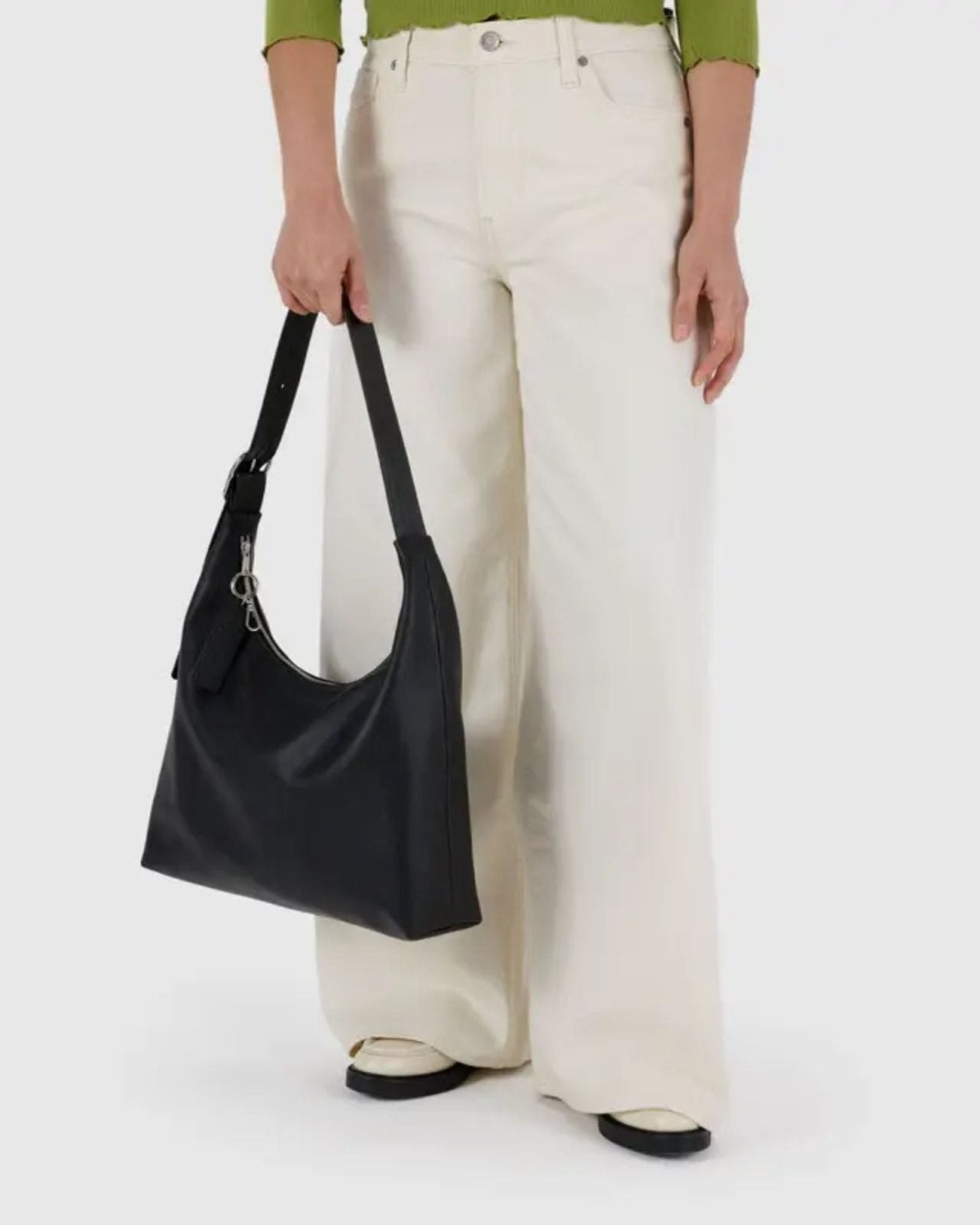 RECYCLED LEATHER SHOULDER BAG - BLACK | Stonewaters