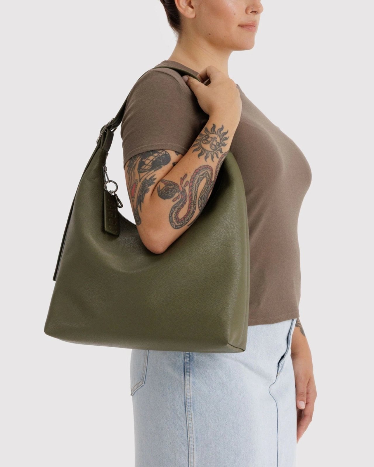 RECYCLED LEATHER SHOULDER BAG - LODEN | Stonewaters