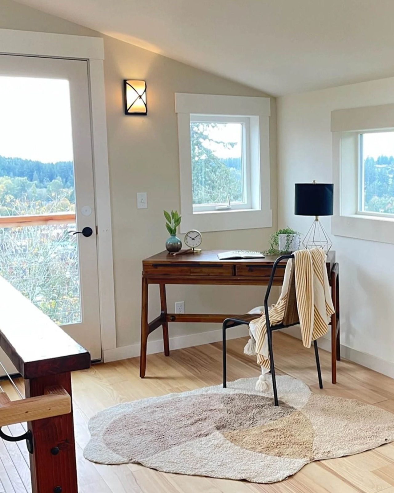 REMIX DESK | Stonewaters