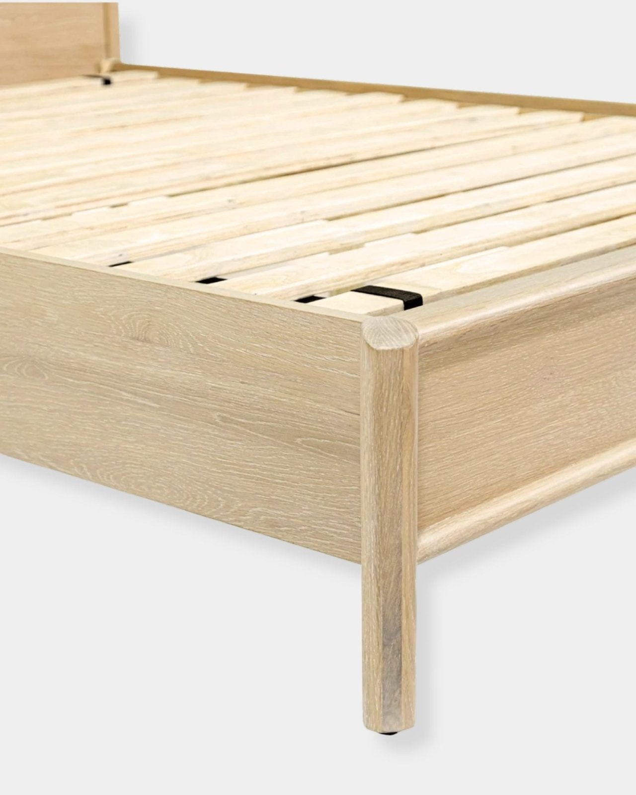 RUNWAY BED | Stonewaters