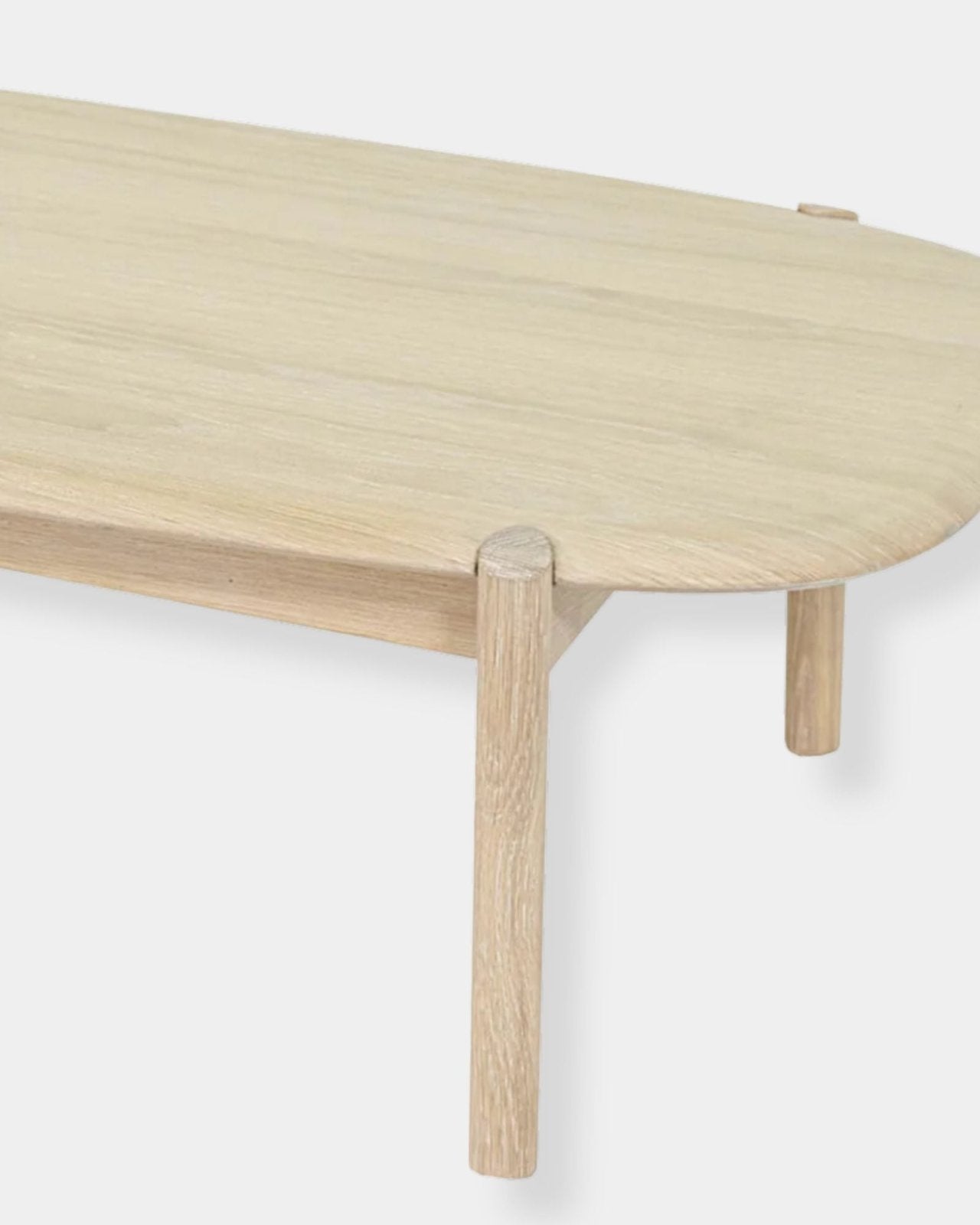 RUNWAY COFFEE TABLE - LIGHT OAK | Stonewaters