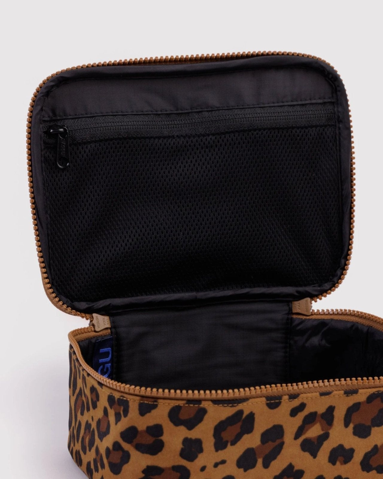 SMALL COSMETIC CASE - LEOPARD | Stonewaters