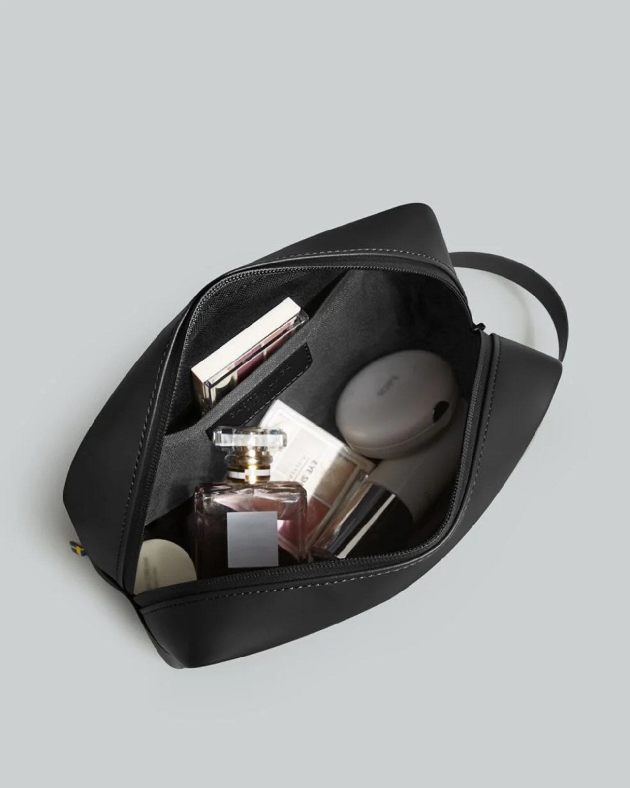SPLASH TOILETRY BAG - TAUPE | Stonewaters