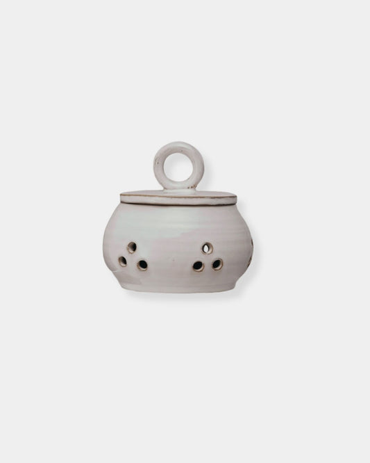 STONEWARE GARLIC KEEPER | Stonewaters
