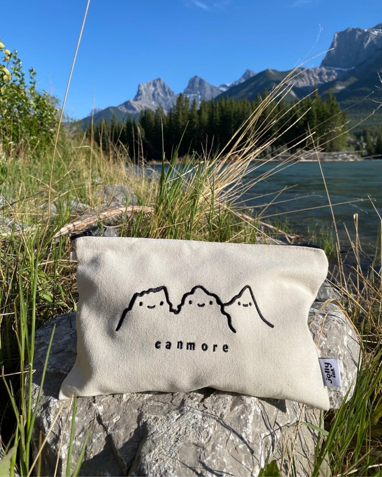 THREE SISTERS EMBROIDERED POUCH - LARGE | Stonewaters