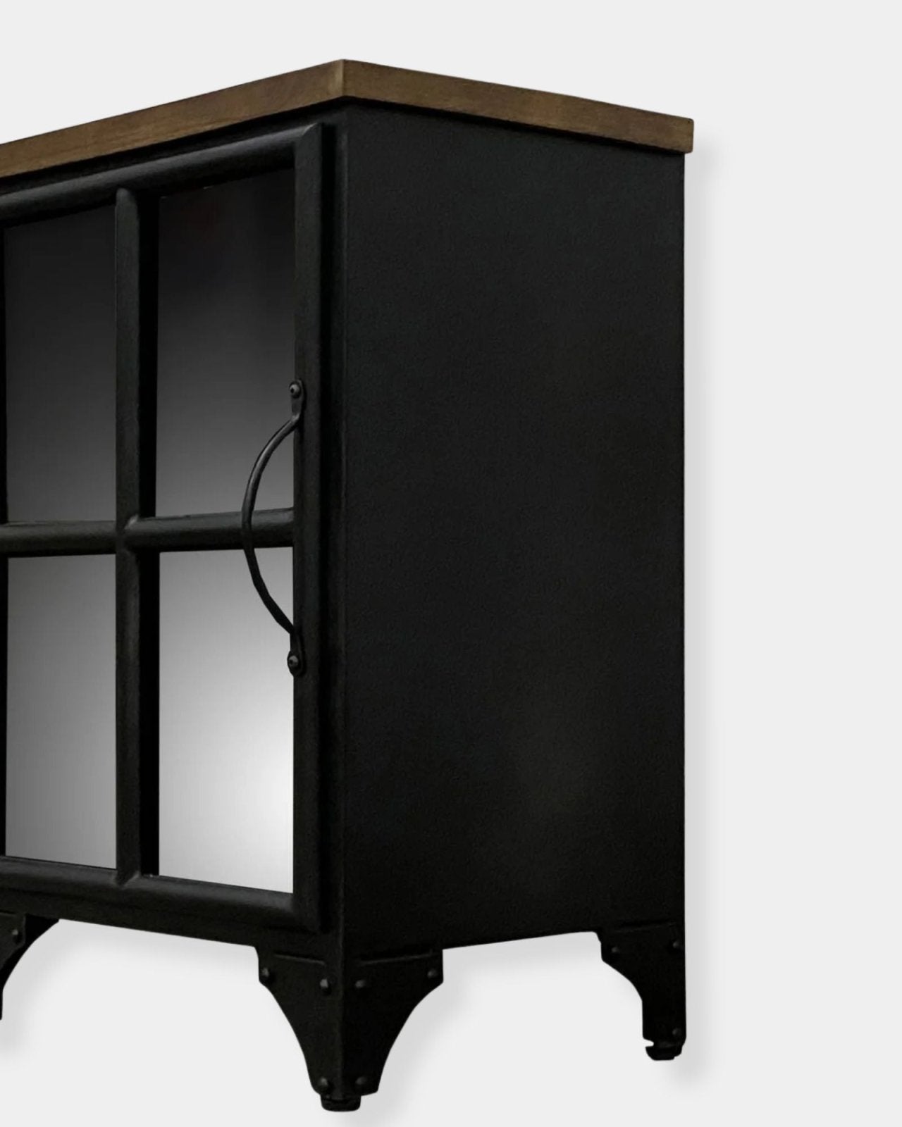 TRADITION SIDE TABLE | Stonewaters