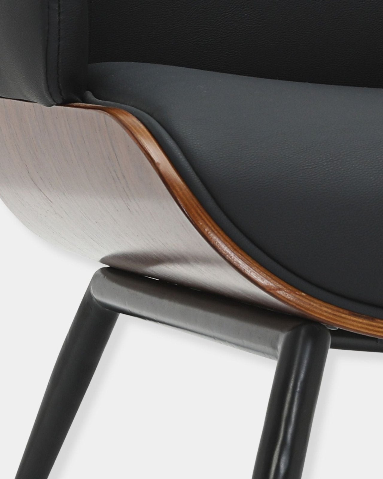 UMBER ACCENT CHAIR | Stonewaters